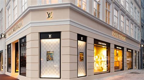 cible louis vuitton|louis vuitton boutiques.